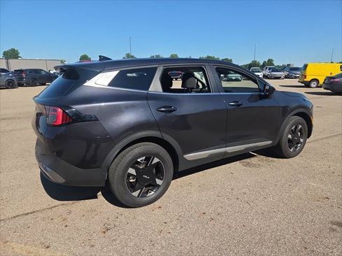 Used 2026 Kia Sportage LX AWD/4WD image 7