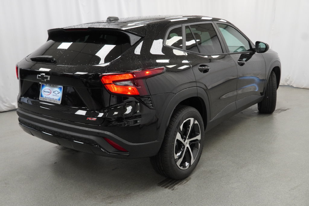 New 2026 Chevrolet Trax RS w/ Driver Confidence Package FWD image 14