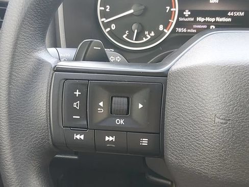 Used 2026 Nissan Rogue S FWD image 23