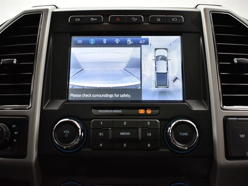 Used 2021 Ford F350 Lariat image 30