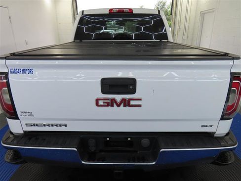 Used 2018 GMC Sierra 1500 SLT w/ SLT Premium Package image 8