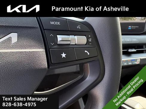 New 2026 Kia K4 FWD image 13
