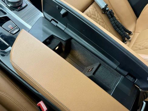 Used 2023 BMW 530e w/ M Sport Package image 23