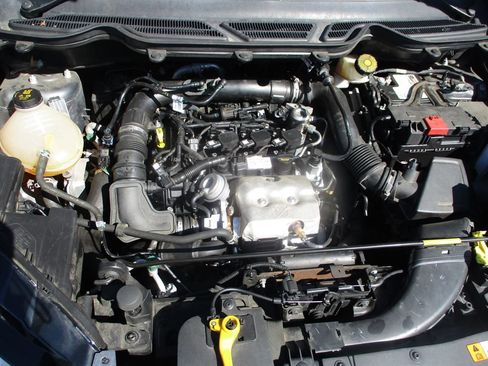 Used 2021 Ford EcoSport SE image 19