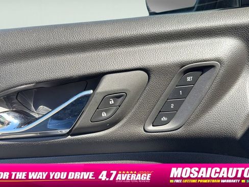 Used 2022 GMC Acadia Denali w/ GMC Pro Grade Package AWD/4WD image 33