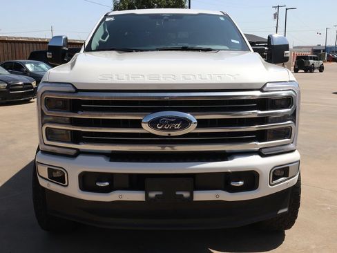 Used 2024 Ford F250 Limited w/ FX4 Off-Road Package AWD/4WD image 2