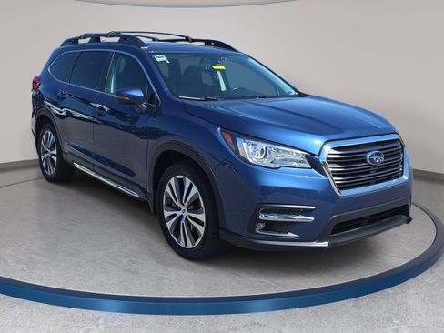 Used 2021 Subaru Ascent Limited w/ Technology Package AWD/4WD image 3
