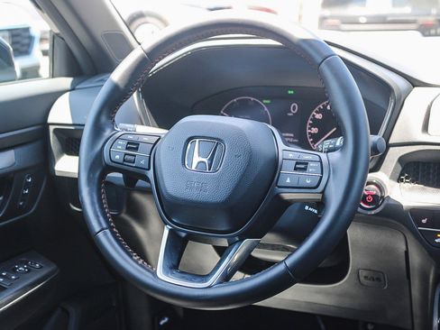 Used 2025 Honda CR-V Sport-L image 16