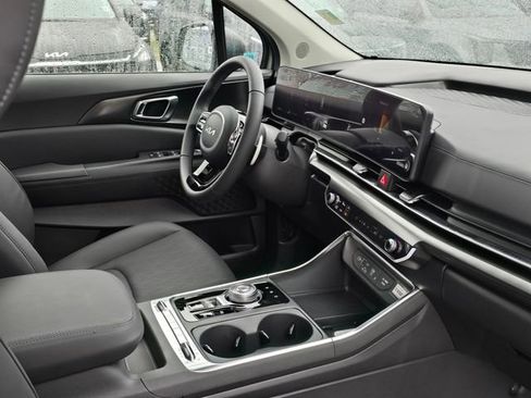 New 2026 Kia Carnival SX FWD image 11
