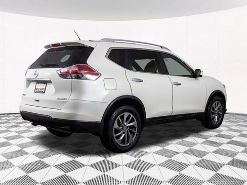Used 2015 Nissan Rogue SL w/ SL Premium Package image 16