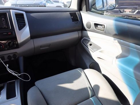 Used 2012 Toyota Tacoma 4x4 Double Cab w/ TRD Off-Road Pkg image 21