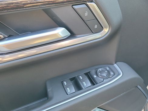 New 2026 GMC Sierra 1500 SLE image 18