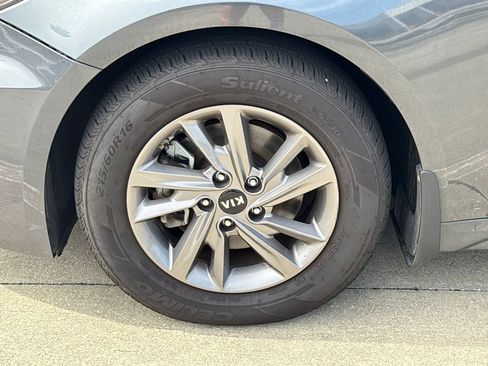 Used 2020 Kia Optima LX FWD image 11