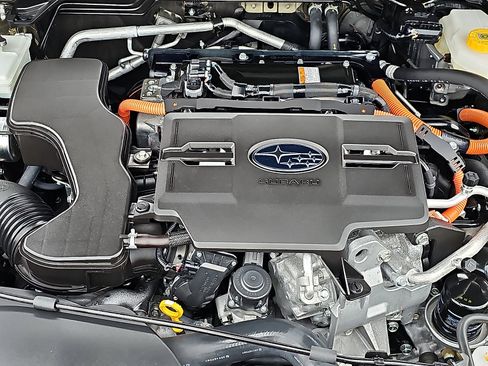 Certified 2025 Subaru Forester Limited image 30