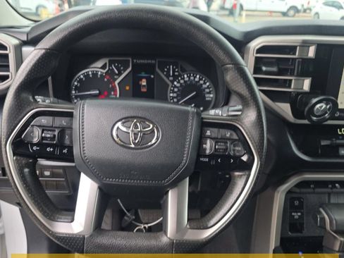 Used 2022 Toyota Tundra SR5 RWD image 9