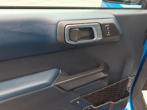 Used 2024 Ford Bronco Outer Banks AWD/4WD image 11