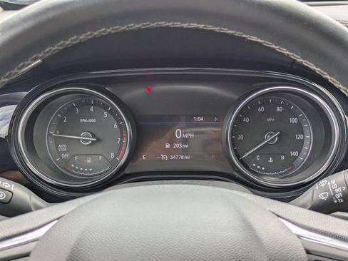 Used 2023 Buick Encore GX Preferred w/ Cold Weather Comfort Package FWD image 28