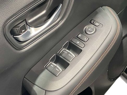 New 2026 Honda HR-V Sport image 18