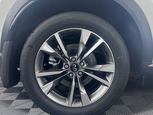 Certified 2025 INFINITI QX60 Luxe image 10