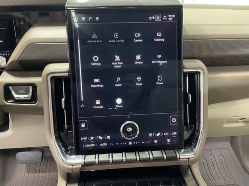 New 2026 GMC Yukon XL Denali w/ Sun & Power Step Package image 20