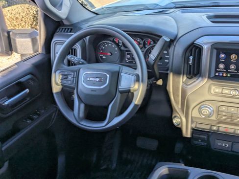 New 2026 GMC Sierra 2500 Pro w/ Convenience Package RWD image 17