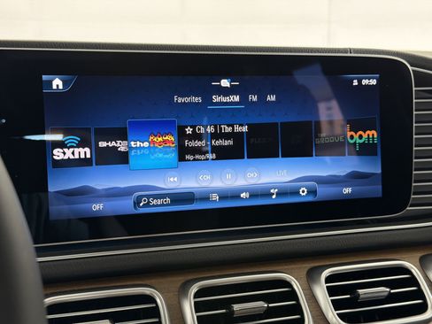 New 2026 Mercedes-Benz GLE 580 4MATIC image 21