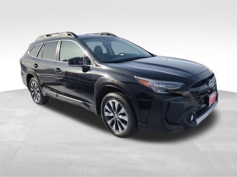 Used 2023 Subaru Outback Limited image 8
