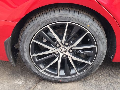 Certified 2024 Toyota Camry SE image 24