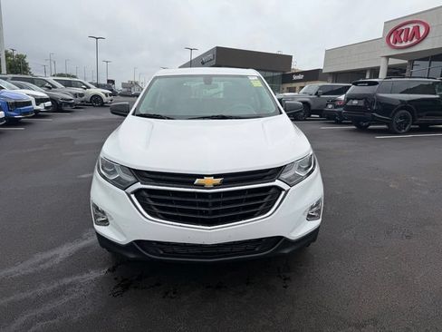 Used 2018 Chevrolet Equinox LS AWD/4WD image 2