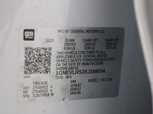 Used 2025 Chevrolet Traverse RS AWD/4WD image 46