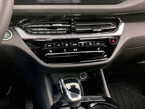 New 2026 Buick Envista Avenir image 7