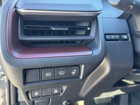 New 2026 Toyota Prius Plug-In Hybrid image 17