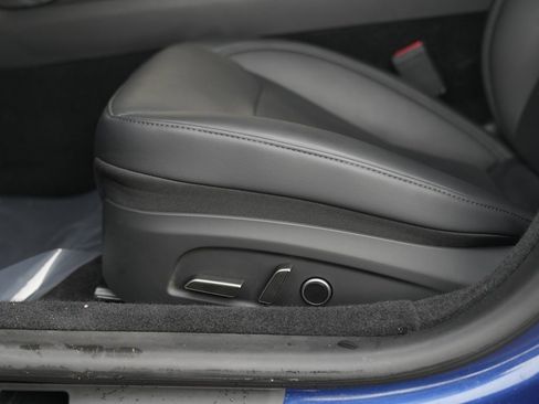 Used 2025 Tesla Model 3 Long Range image 27