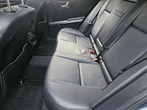 Used 2015 Mercedes-Benz GLK 350 2WD image 16