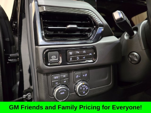 New 2026 GMC Yukon XL AT4 w/ AT4 Premium Package AWD/4WD image 20