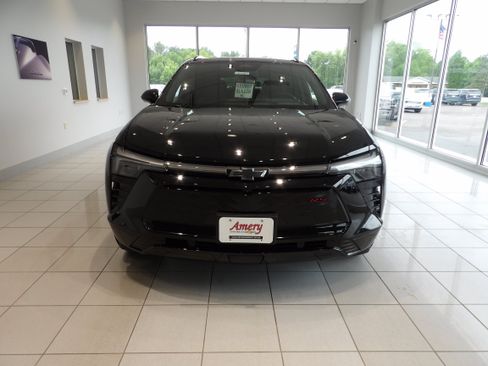 Used 2025 Chevrolet Blazer EV RS AWD/4WD image 2