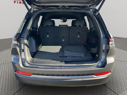 New 2026 Jeep Grand Cherokee Altitude AWD/4WD image 20