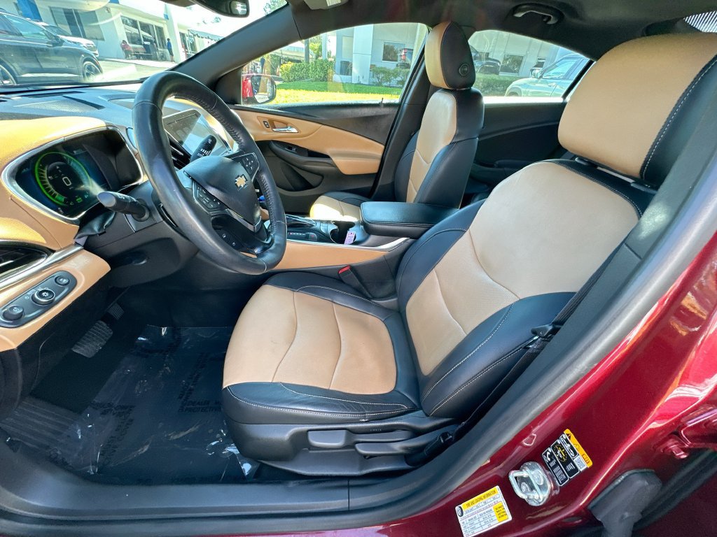 Certified 2017 Chevrolet Volt Premier w/ Driver Confidence II Package FWD image 21