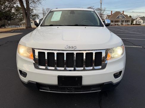 Used 2013 Jeep Grand Cherokee Limited w/ Advance Technology Group image 3