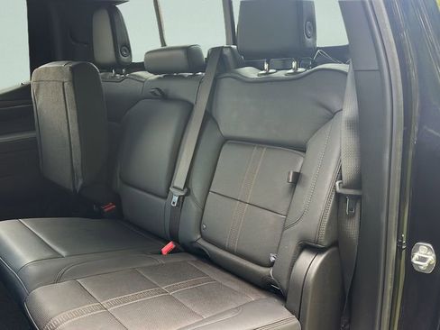 Used 2024 Chevrolet Silverado 1500 High Country w/ Technology Package AWD/4WD image 35