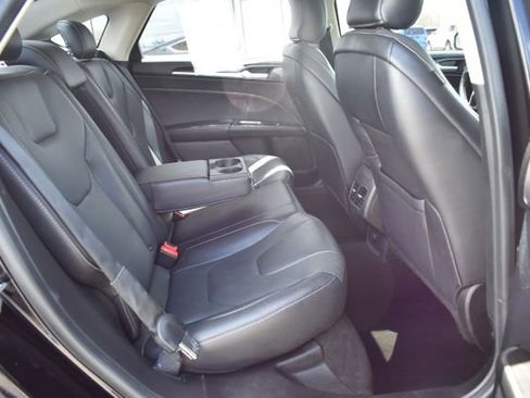 Used 2019 Ford Fusion Titanium FWD image 43