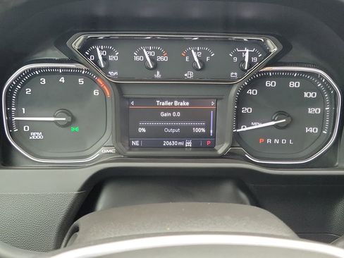 Used 2022 GMC Sierra 2500 SLE w/ SLE Value Package; AWD/4WD image 7