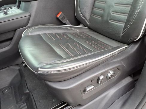 Used 2025 GMC Sierra 2500 AT4X image 22