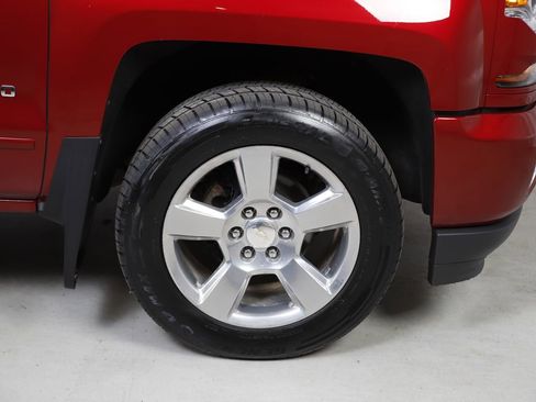 Used 2018 Chevrolet Silverado 1500 LT w/ All Star Edition AWD/4WD image 5