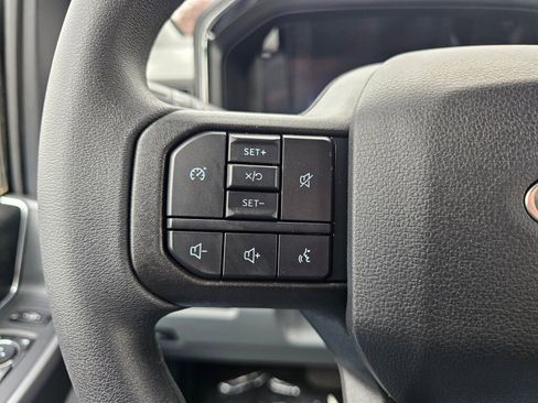 New 2026 Ford F350 XLT w/ XLT Premium Package AWD/4WD image 19