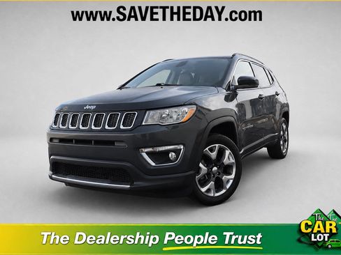Used 2018 Jeep Compass Limited w/ Navigation Group AWD/4WD image 1