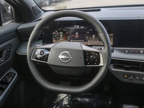 New 2026 Nissan Leaf Platinum+ FWD image 16