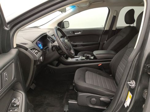 Used 2018 Ford Edge SE FWD image 17