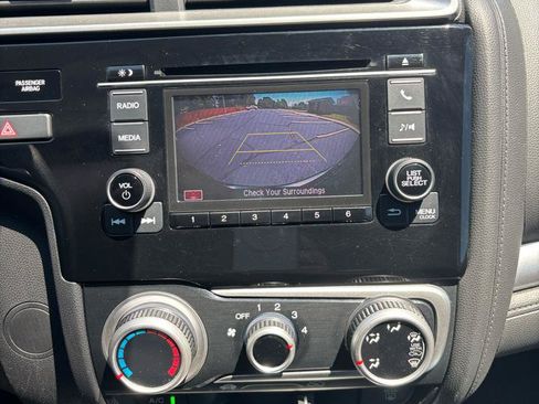 Used 2019 Honda Fit LX image 16