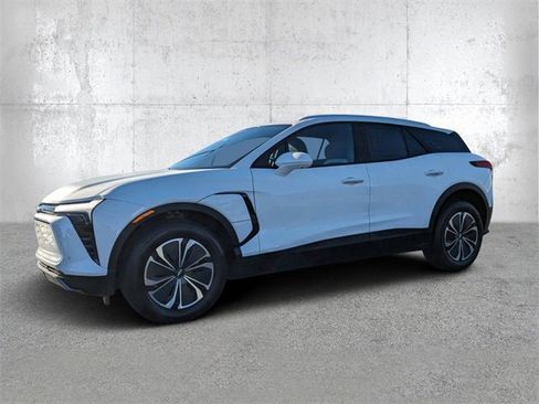 New 2025 Chevrolet Blazer EV LT w/ Super Cruise Package image 7